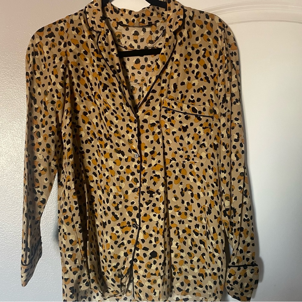 Zara cheetah button blouse
